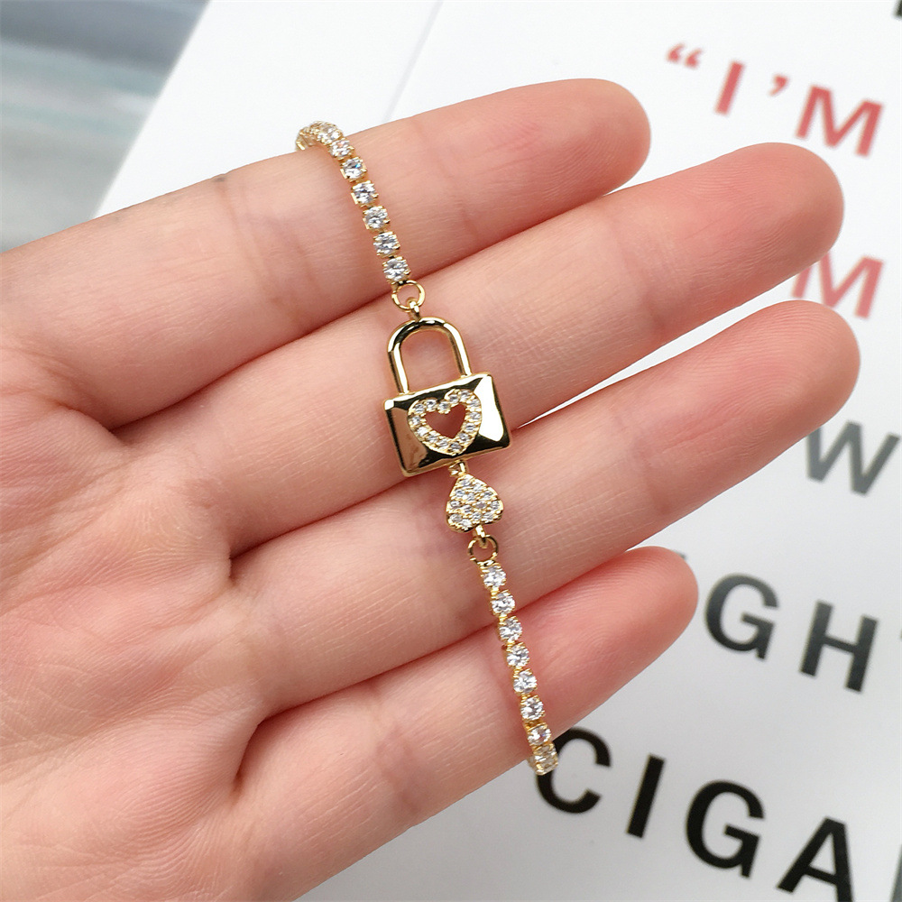 Popular Ornament Wholesale European And American New Micro Rhinestone Heart Bracelet Female Personality Key Lock Pendant Temperament Bracelet display picture 10