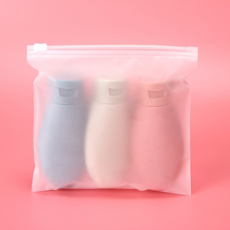 [Nordic three-color suit-free label]