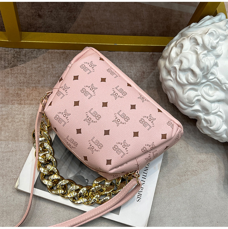 Xiaoxiangfeng handbag 2023 new mobile phone bag crossbody bag women's large capacity cosmetic bag printed shoulder bag_voghion.com