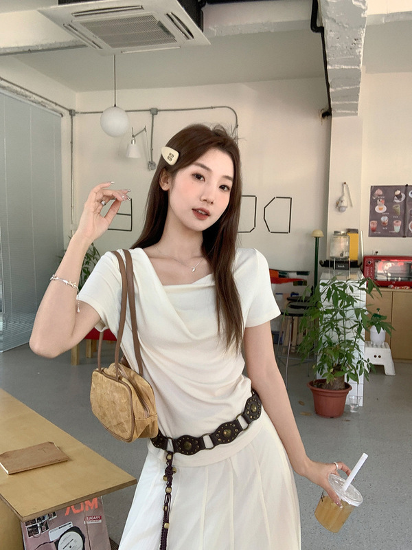 Gentle Pleated Irregular off-shoulder Short-sleeved T-shirt Women's 2025 Summer New Niche Design Sense Top