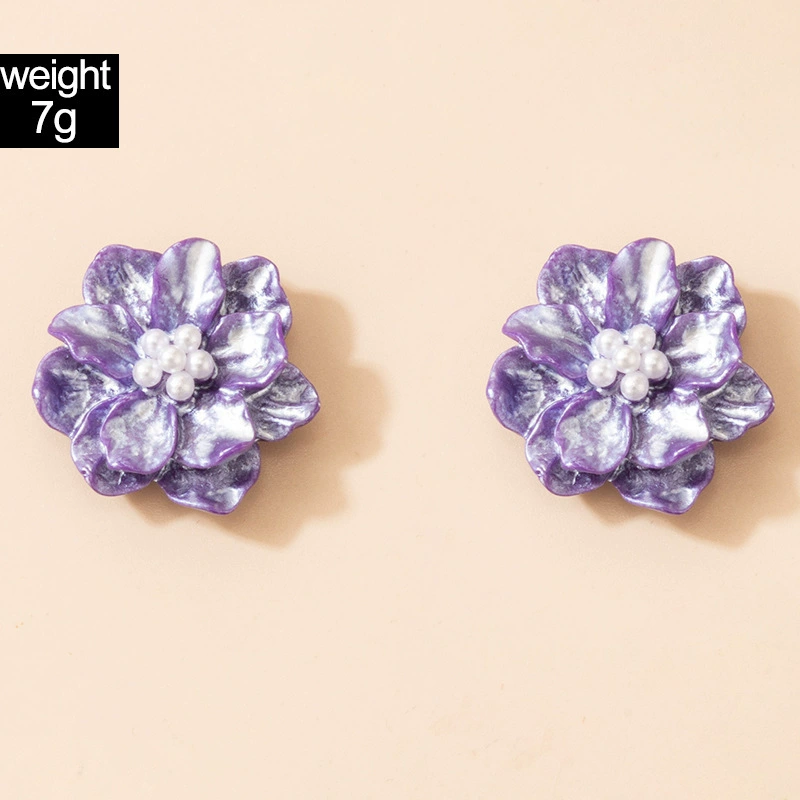 Серебряная булавка/игла? Но это не булавка. Original: "Silver needle, fresh cute universal small design earrings, flowered, Korean style, high-quality style" перевод: "Серебряная серьга-булавка?" Let's craft: "Серебряные серьги-пуссеты: милый универсальный маленький дизайн, цветочные, корейский стиль, высокое качество"