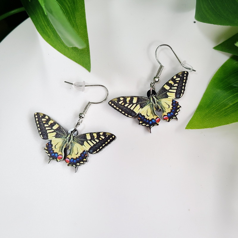 15g Weight Drop Earrings Classification 1 Pair Quantity Daily Occasion Acrylic Material 1 Pair Simple Style Commute Butterfly Patchwork Arylic Drop Earrings