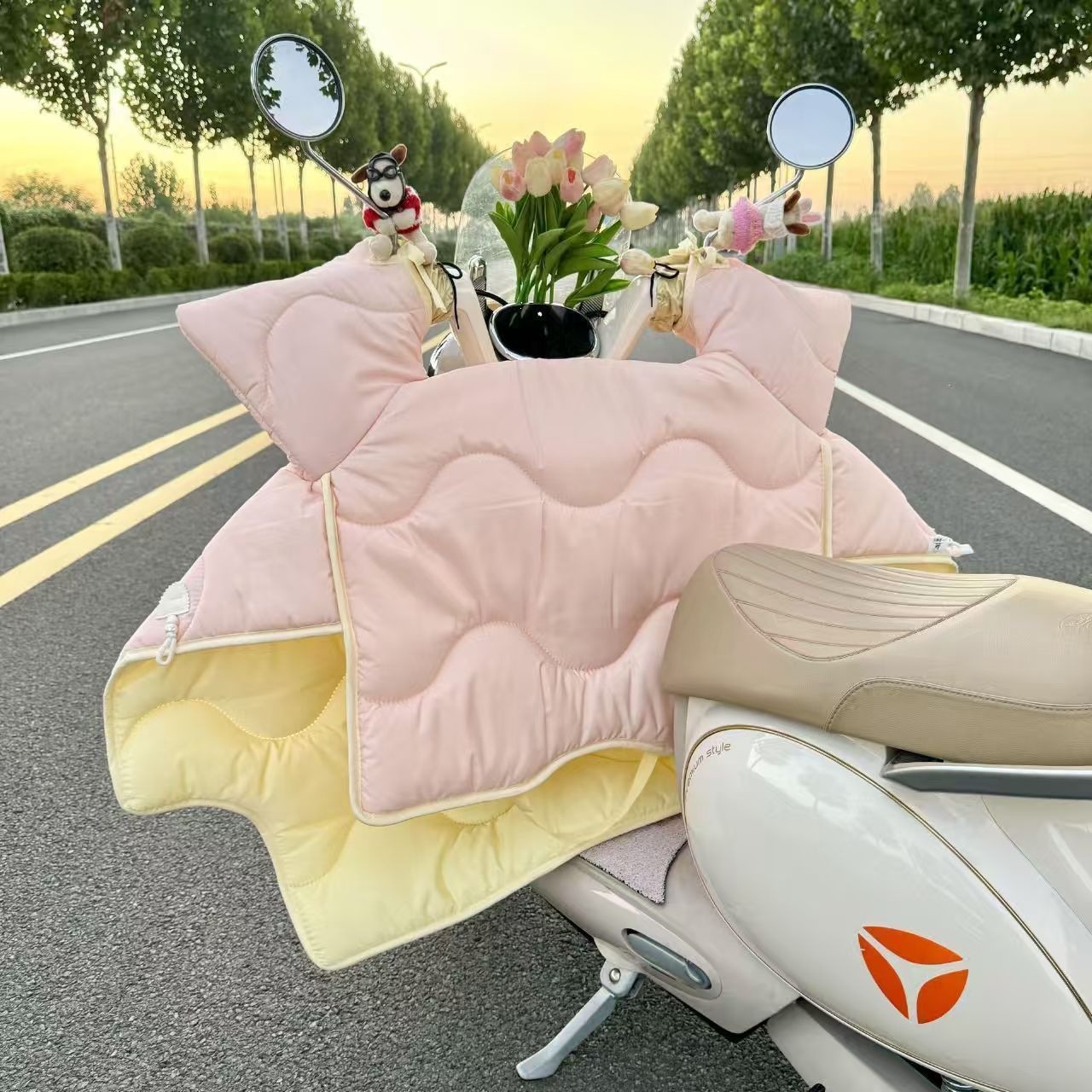 Leche Hu Hu coche eléctrico cubierta de viento de invierno universal cuatro estaciones grueso doble cara impermeable alargado cubierta de viento de tranvía lateral