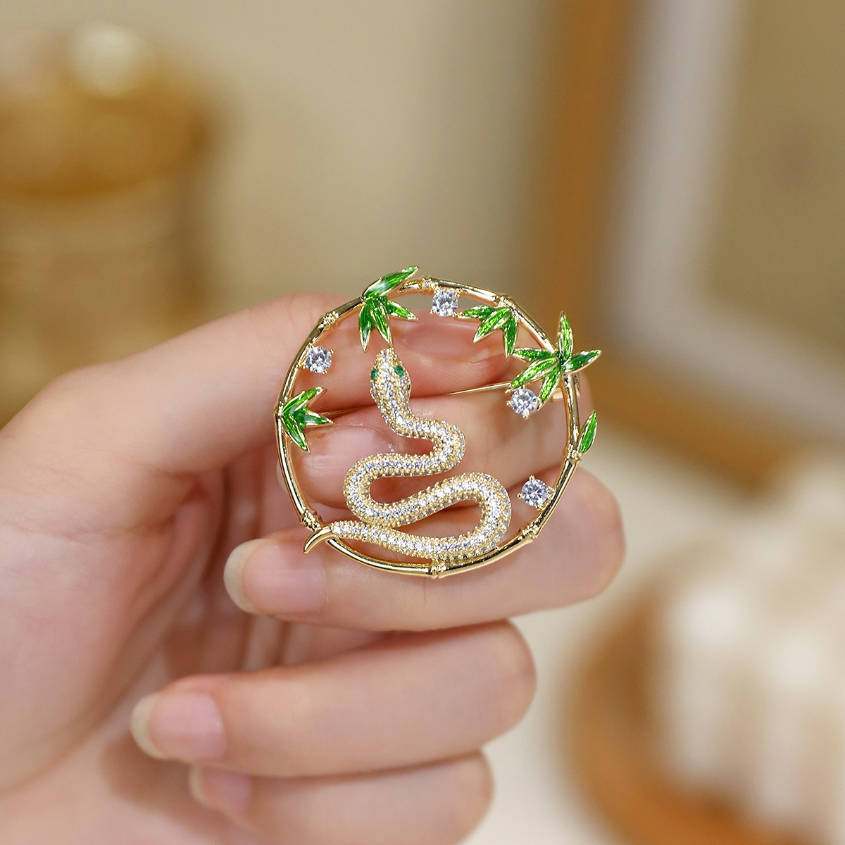 Zodiaco de viento chino broche de serpiente bambú sección alta significa broche temperamento flor pectoral mujer anti-desnudo accesorios de ropa