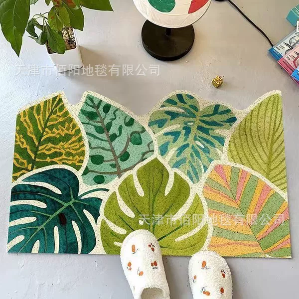 Tropical plant leaf pattern, uniquely shaped loop pile doormat for the entrance, durable and stain-resistant, can be cut to size, non-slip, and easy to clean
