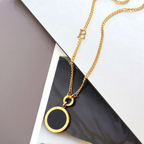 European and American fashionable titanium steel sweater chain long black and white round necklace for women, versatile and personalized autumn and winter clothing accessories