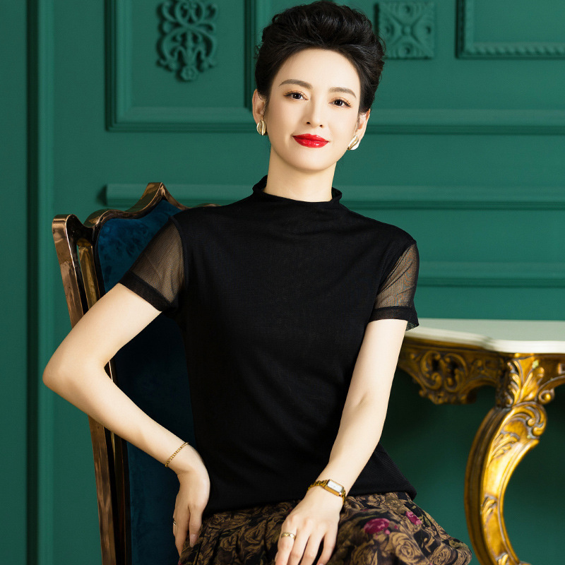 검은색