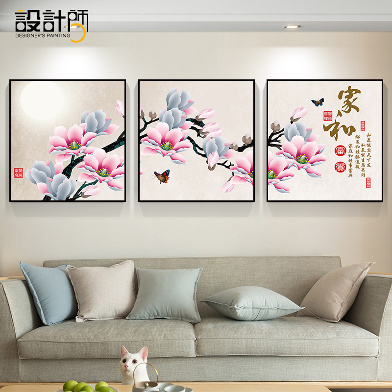新中国式客間装飾画家と万事興ソファーの背景壁に花を掛けて富貴な寝室の三連壁画を描きます。|undefined