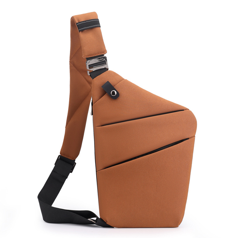 Red-brown left shoulder