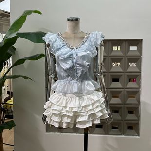 Amazon French Summer 2025 Sweet Style Diamond Lotus Leaf Flying V-Neck Shirt + Cake Skirt Fashionable and Simple
