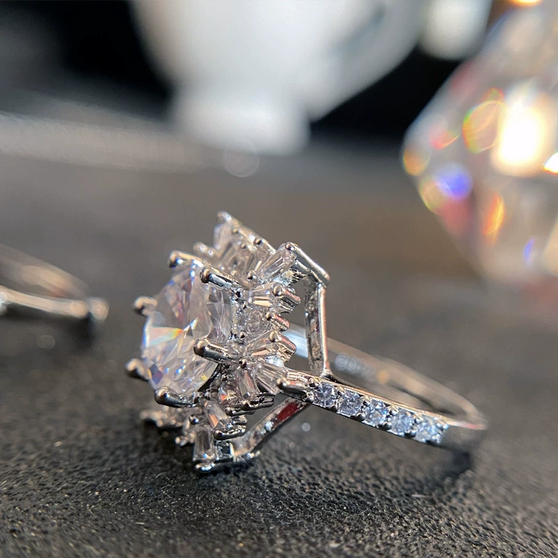 Платиновое кольцо, серьги, набор, стиль лёгкой роскоши, белое золото 18K, со снежинками