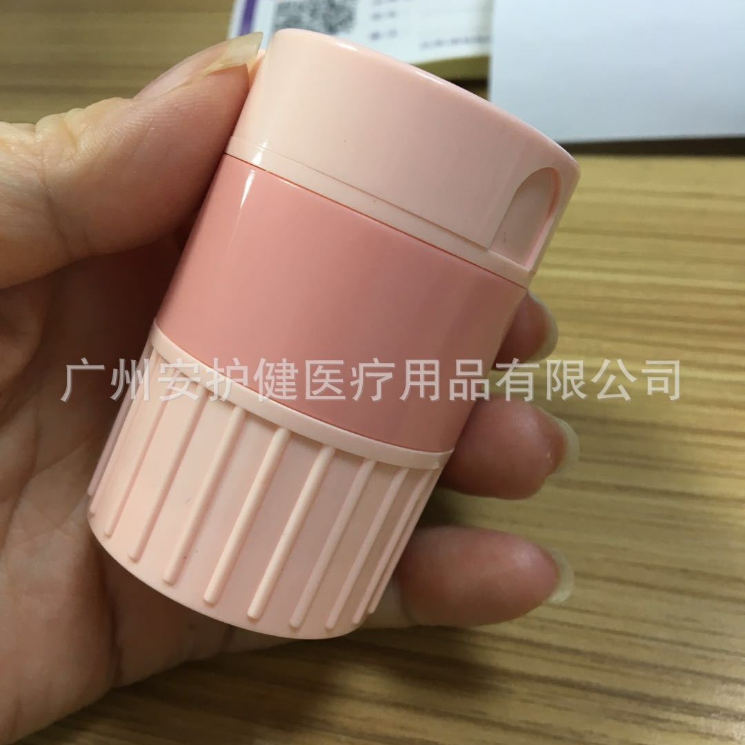 Molino de corte de medicina Cuatro en Uno caja de molienda de medicina cilíndrica caja de corte de medicina protección del medio ambiente medicina rompiendo máquina molino de corte de medicina