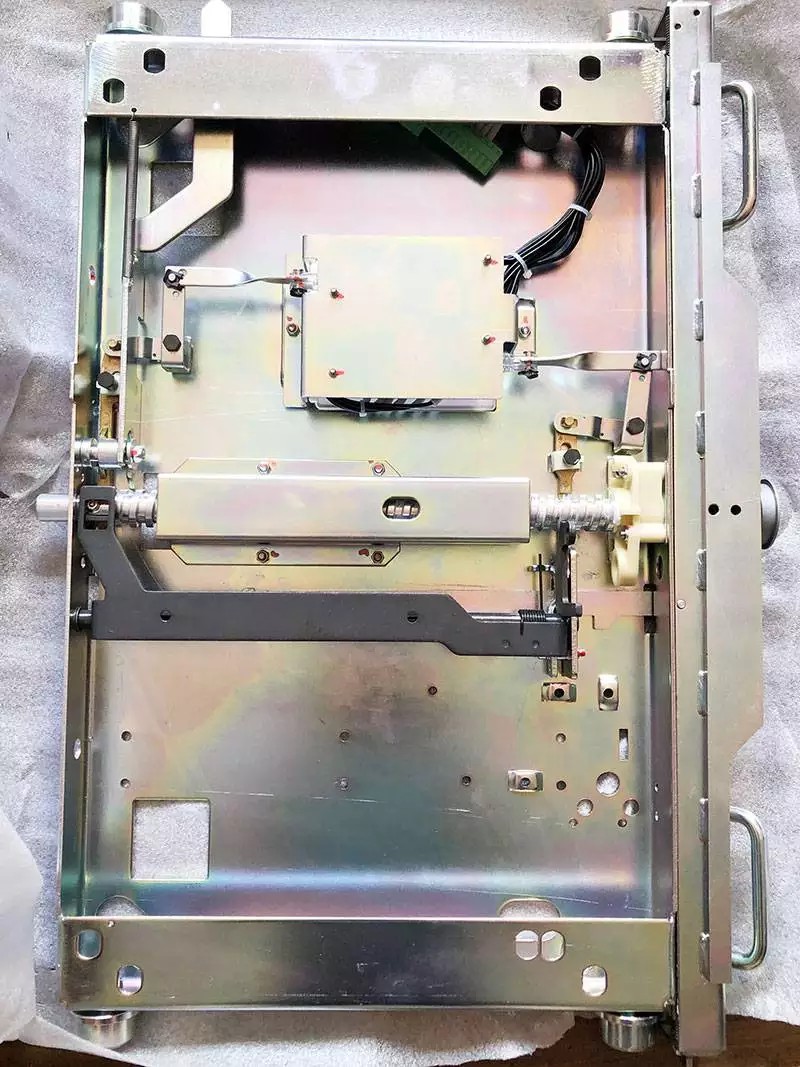 GCE7004025R0105断路器底盘ABB手车底盘VD4断路器手车底盘1000mm