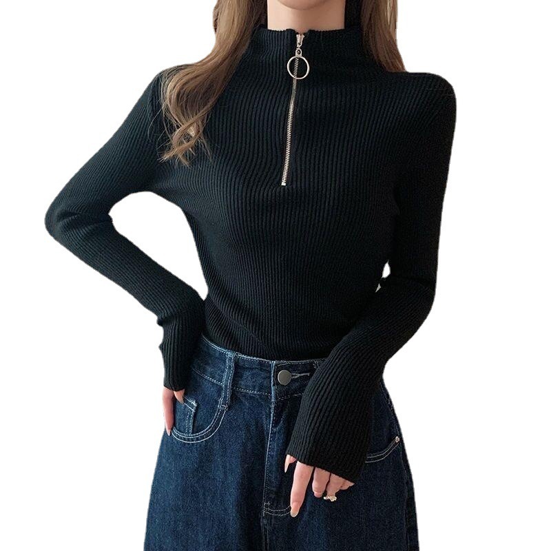 黒い底のシャツの女性の中に2022年秋の新型の半高襟の修身長袖のファスナーのtシャツを掛けて卸売りを着ます。|undefined