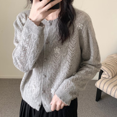 25秋冬季女装韩系圆领花朵镂空温柔精致羊毛衫贝熊绒针织开衫毛衣
