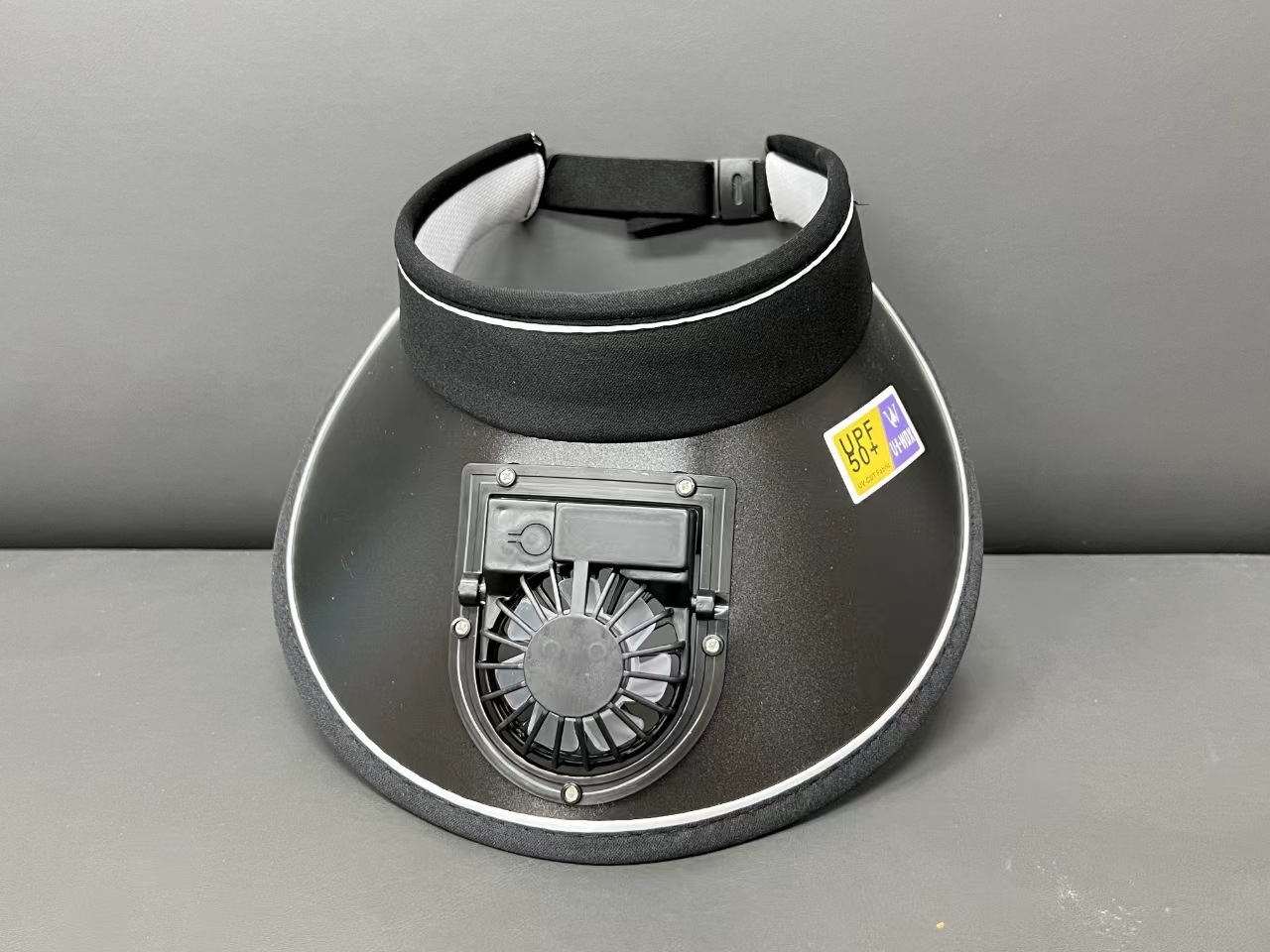 Tablero de PP pequeño U sombrero de ventilador negro