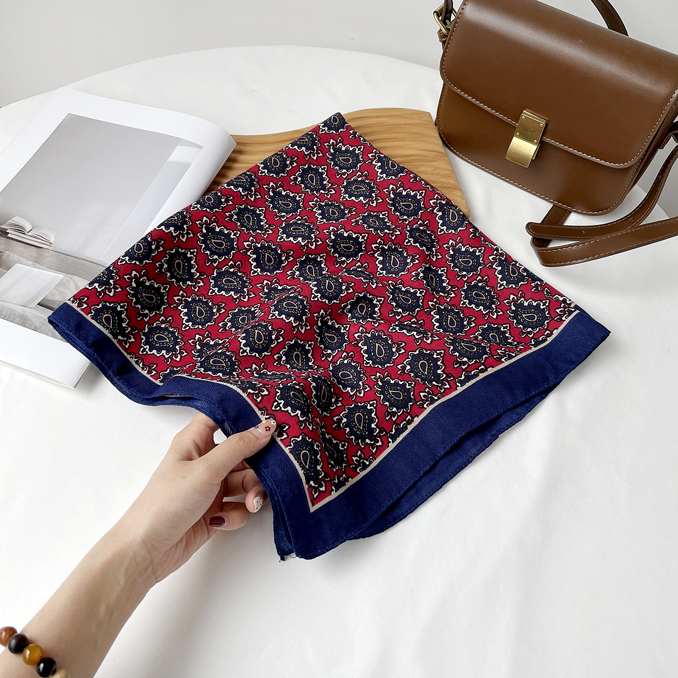 Rz6563 - red base all-over cashew print / 68*68cm
