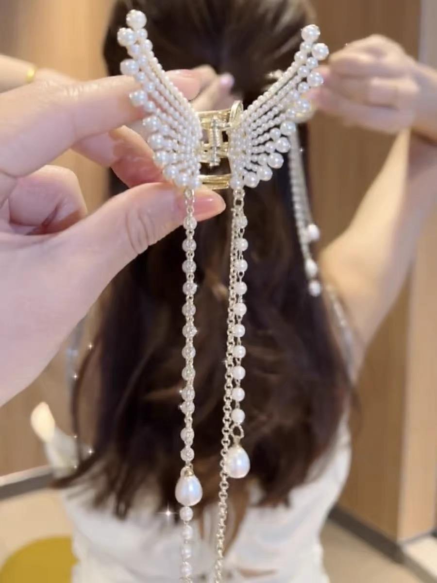 Hair Clip Image 1