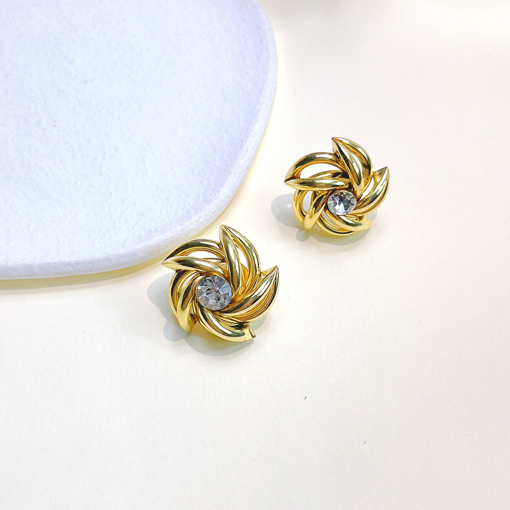 1 Pair Simple Style Geometric Flower Alloy Inlay Rhinestones Womenu0027S Ear Studs