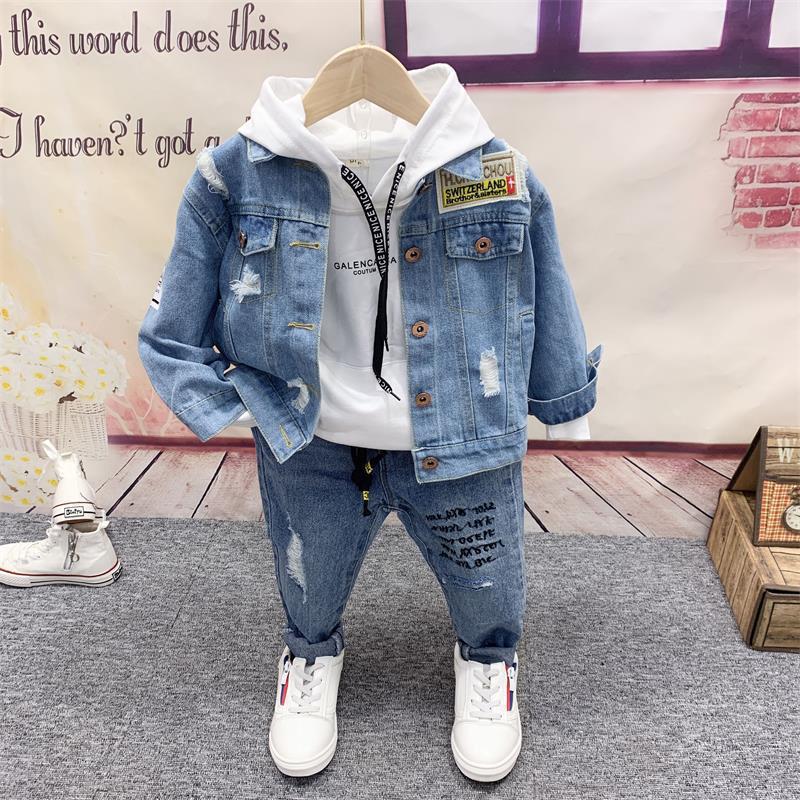 Traje de primavera para niño Traje de bebé de tres piezas de mezclilla atractivo para niño_voghion.com
