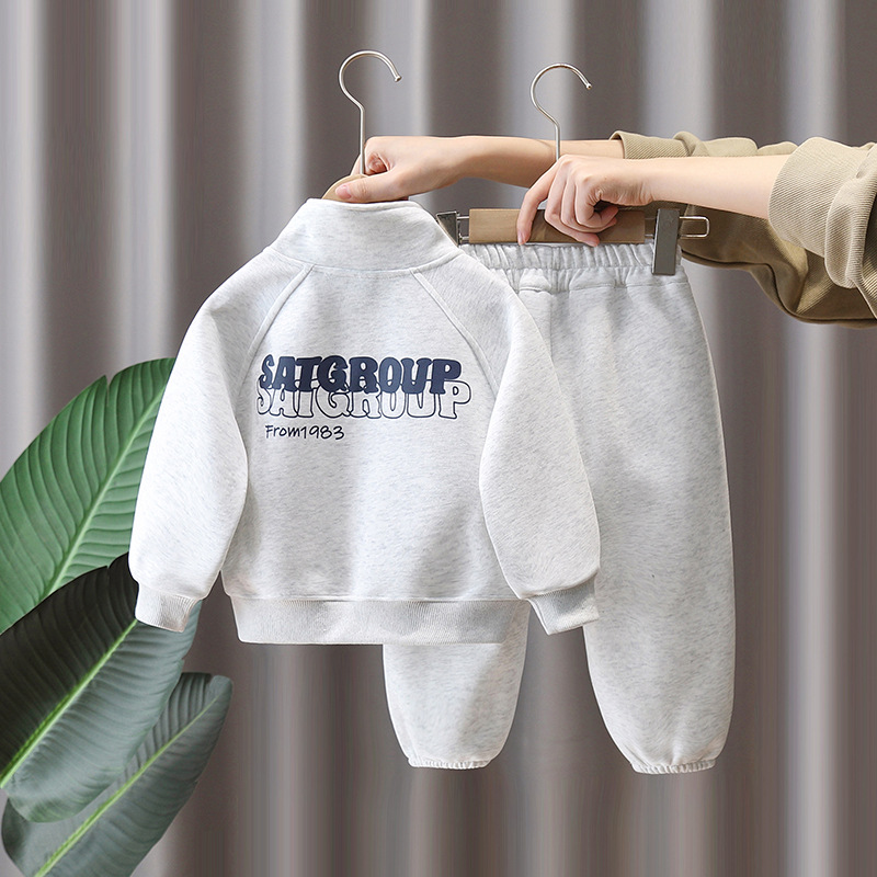 7832 traje de primavera para niños 2025 nueva moda coreana estilo occidental ropa de niño primavera y otoño suéter de dos piezas