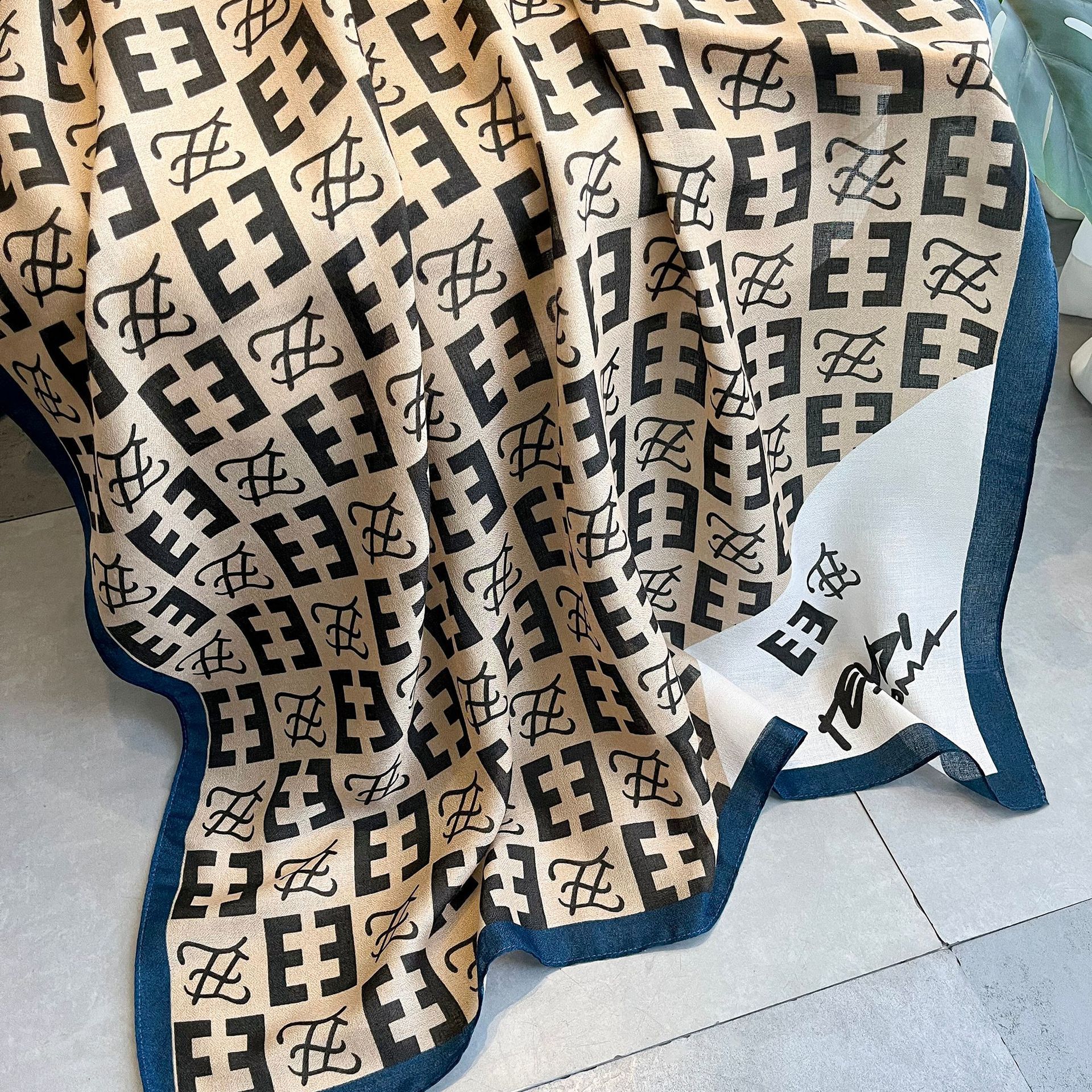 2024 Άνοιξη και Φθινόπωρο Νέο Κορεάτικο Σάλι με Γραμματοσειρά από Βαμβάκι και Λινό Γυναικείο Πολυχρηστικό Σάλι με Λαιμό και Αντηλιακό Κασκόλ Παραλίας_voghion.com