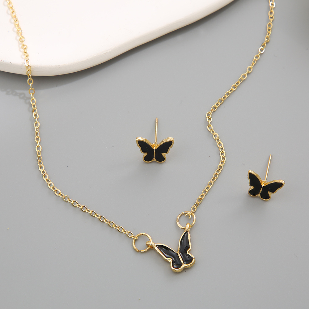 Butterfly Creative Retro Simple Jewelry Set Earring Necklace Set display picture 5