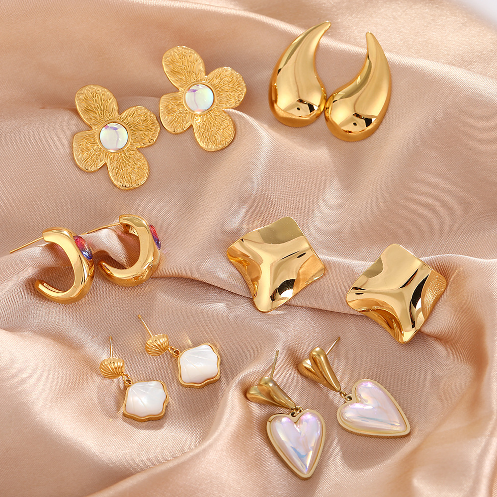 Designer style personalized temperament earrings concave irregular earrings fashion creative diamond earrings_voghion.com