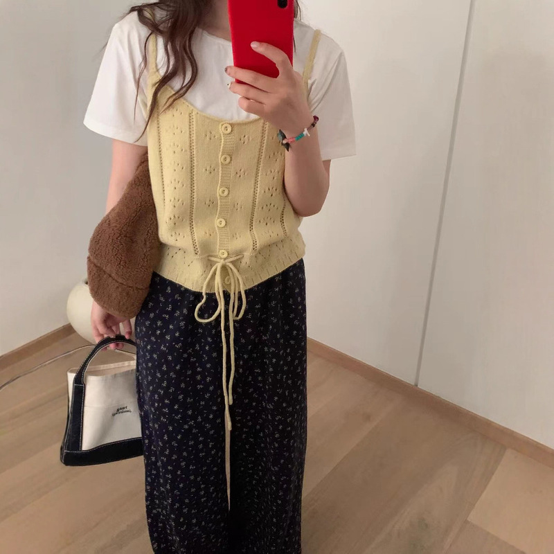 Sweet style hollow-out lace-up knitted cardigan, new early autumn loose-fitting layered camisole, Korean versatile sweater for women Sweet style hollow-out lace-up knitted cardigan, new early autumn loose-fitting layered camisole, Korean versatile sweater for women
