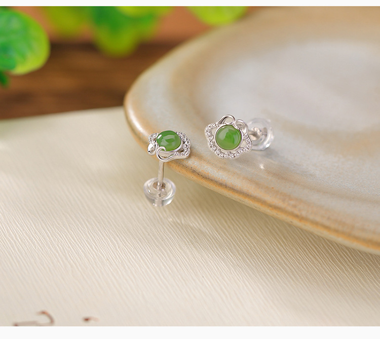 Bông tai bạc S925 mạ vàng đính ngọc bích phong cách Trung Hoa cổ điển họa tiết Ruyi rỗng — Kiểu màu bạc, Kiểu màu vàng chi tiết 4