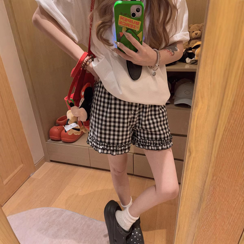 2026 New Summer Maternity Shorts with Semi-Elastic Waist/Hem, Ruffled Hem, Plaid Shorts 12160