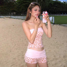 源头厂家甜美可爱少女小胸豹纹高级纯欲风分体泳衣性感比基尼跨境