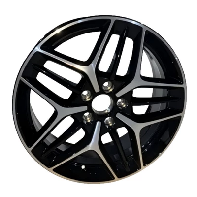 Wheel Rims 18 Inch 8J: Hub