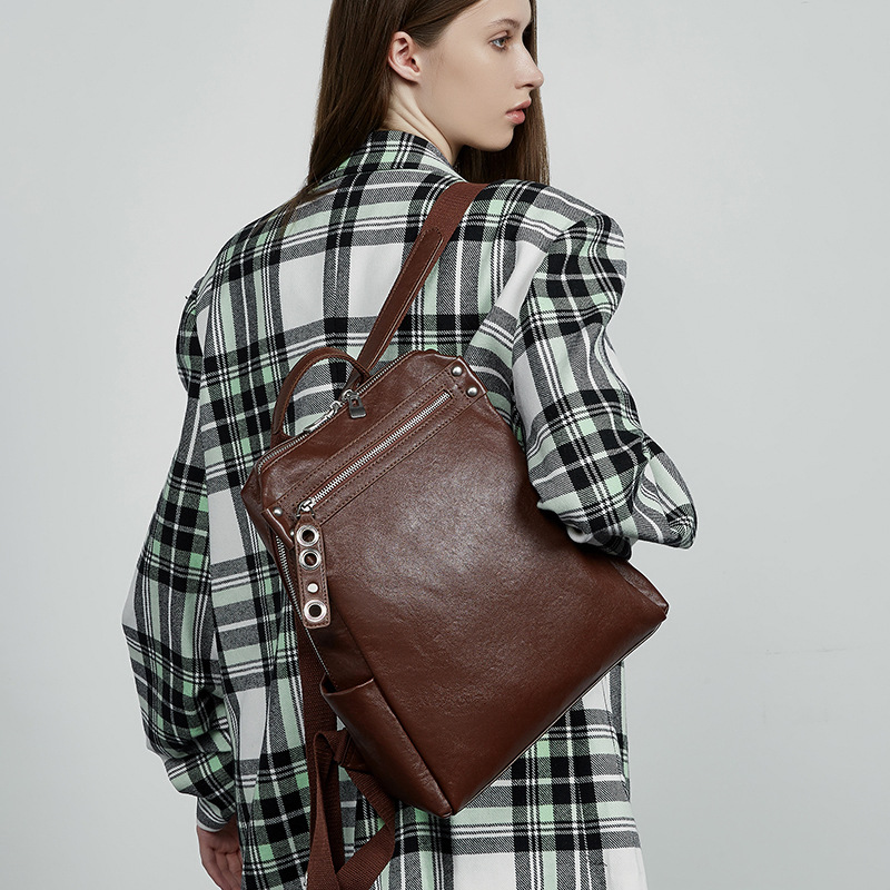 Top Layer Vegetable Tanned Backpack New Model Large Capacity Designer Lightweight Niche Genuine Leather Women's Bag_voghion.com