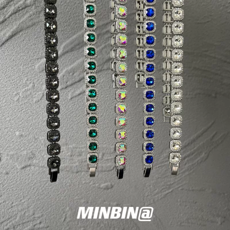 Men's necklace, chain for key bag  hip-hop style for men and women, sweater, American style, with gem, high-quality style