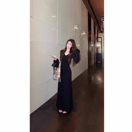 舒胡蕾长袖茶香可颂新款纯色连衣裙收腰显瘦时尚秋冬气质打底长裙