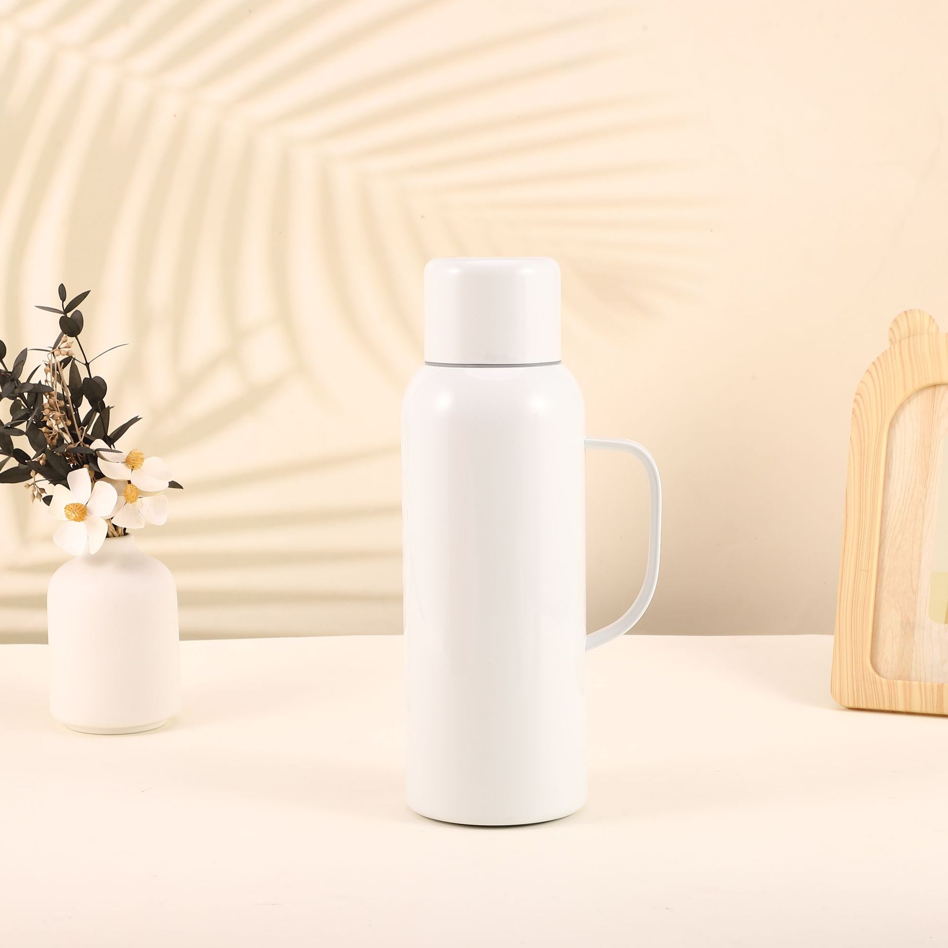 Gourde isotherme en inox avec affichage de la température_voghion.com