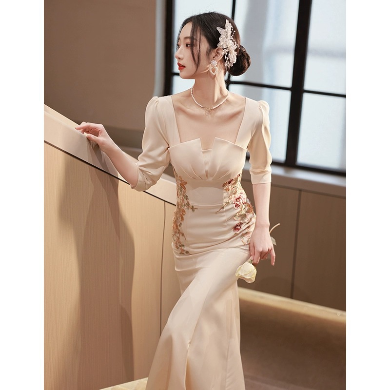 Champagne Evening Dress for Women 2025 New Banquet Elegant Host Fishtail High-End Accessible Luxury Niche