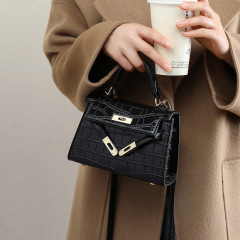 Viney包包時尚新款斜挎腋下迷你小包輕奢手提凱莉包精緻真皮女包