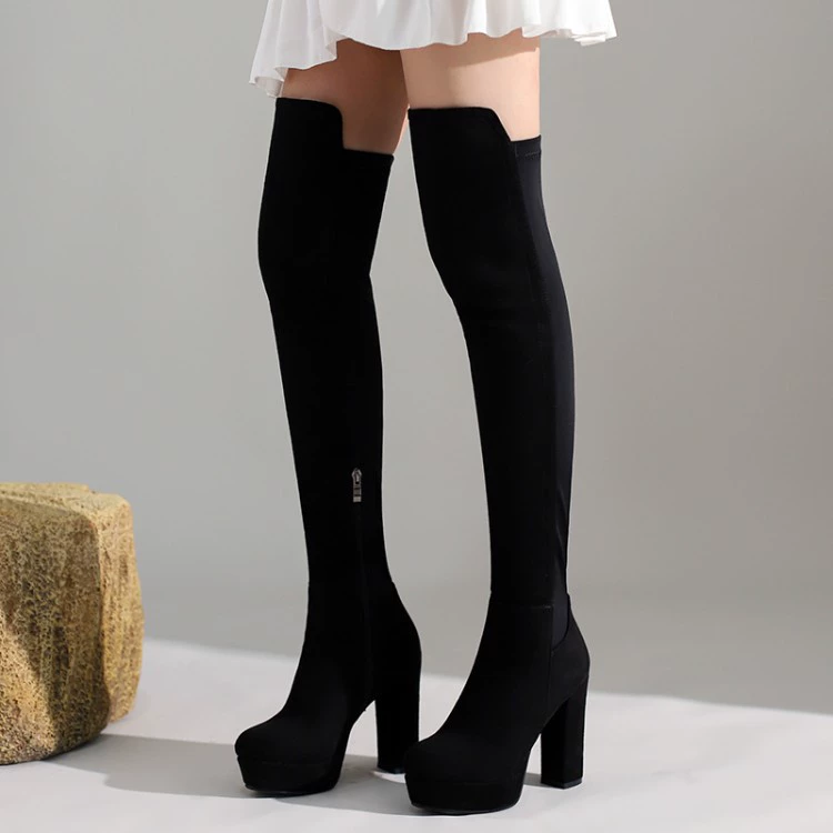 Осенние и зимние 2025 европейские и американские сапоги на коленях эластичные сапоги на высоких каблуках водная платформа круглая черная замшевая сапоги рыцарь сапоги