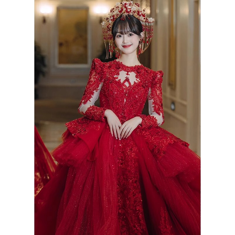 Red Main Wedding Dress 2025 New Bridal Train 2025 Heavy-Duty Going Out Veil High-End Petite Women's Long Sleeves
