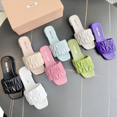 糖果色一字拖鞋女2023夏季新款真皮方頭褶皺休閒沙灘平底涼拖外穿