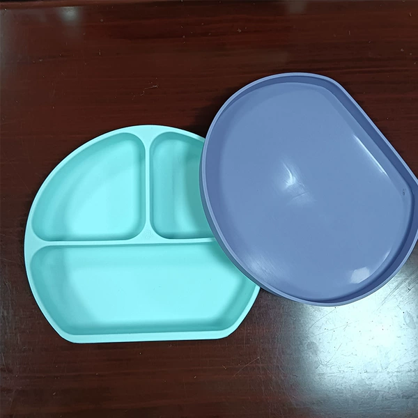 Red blue dinner plate, cover