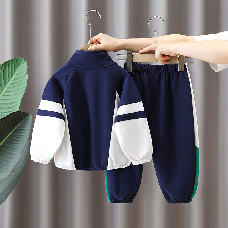 5920 Traje deportivo para niños Primavera y otoño 2025 Nueva ropa deportiva para niños Traje de dos piezas de otoño para niños Traje de moda