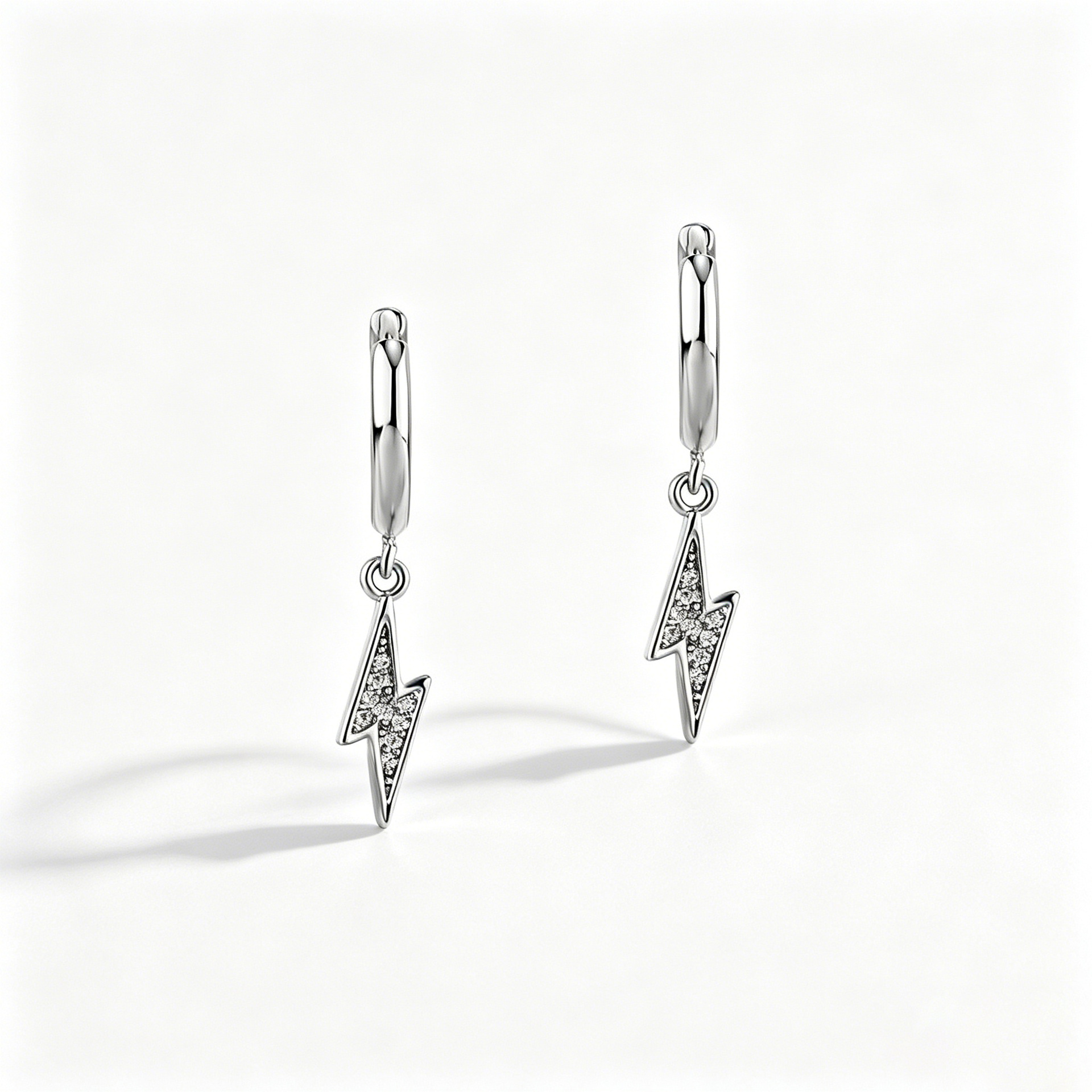 Inlaid Diamond Lightning Niche Earrings Fashion Design Sense Studs Personality Versatile Clips European American Trendy_voghion.com