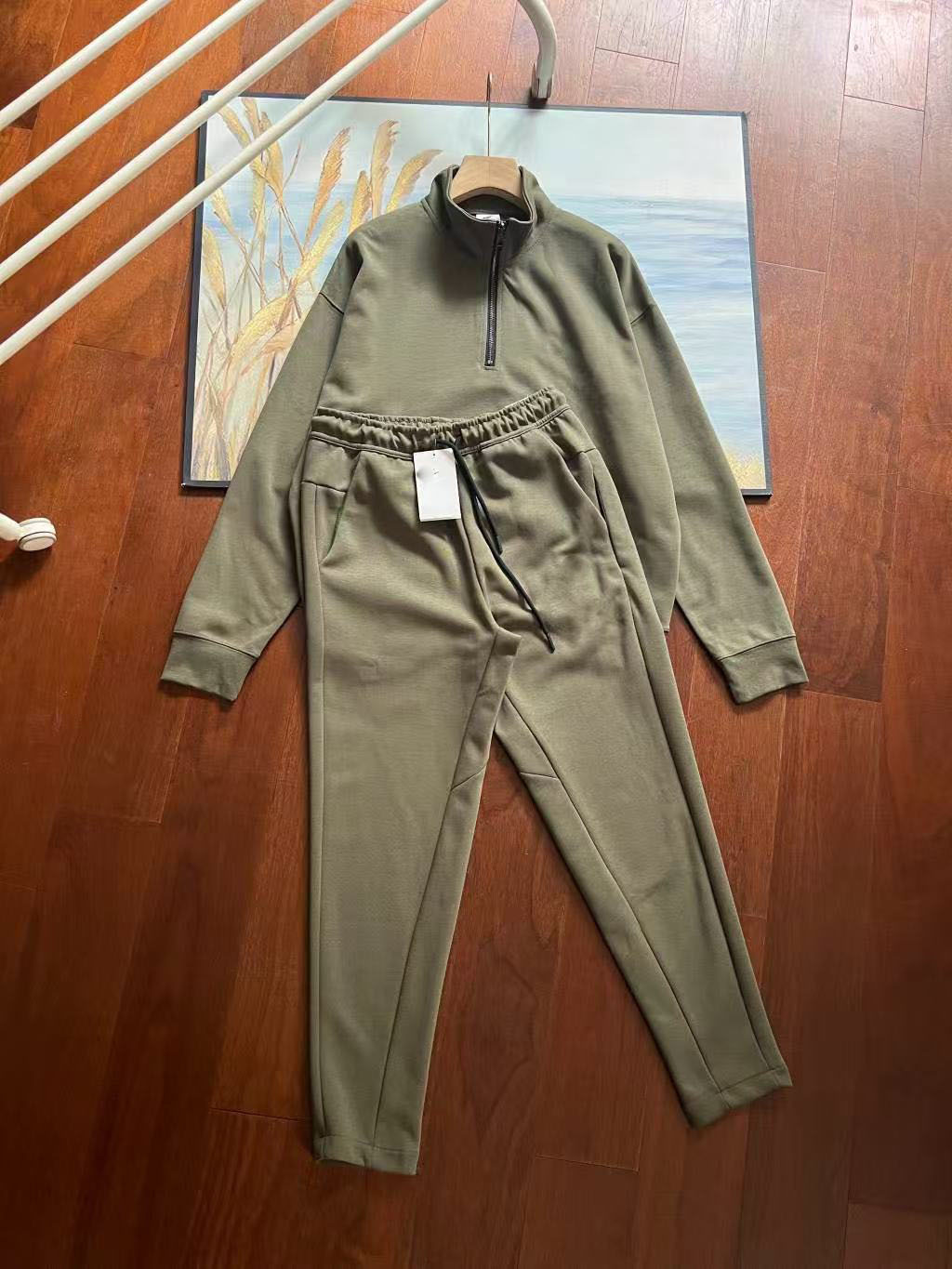 Suéter con media cremallera con cuello alto y ocio deportivo de primavera para hombre, estilo de primavera 2025, pantalones holgados deportivos 210.