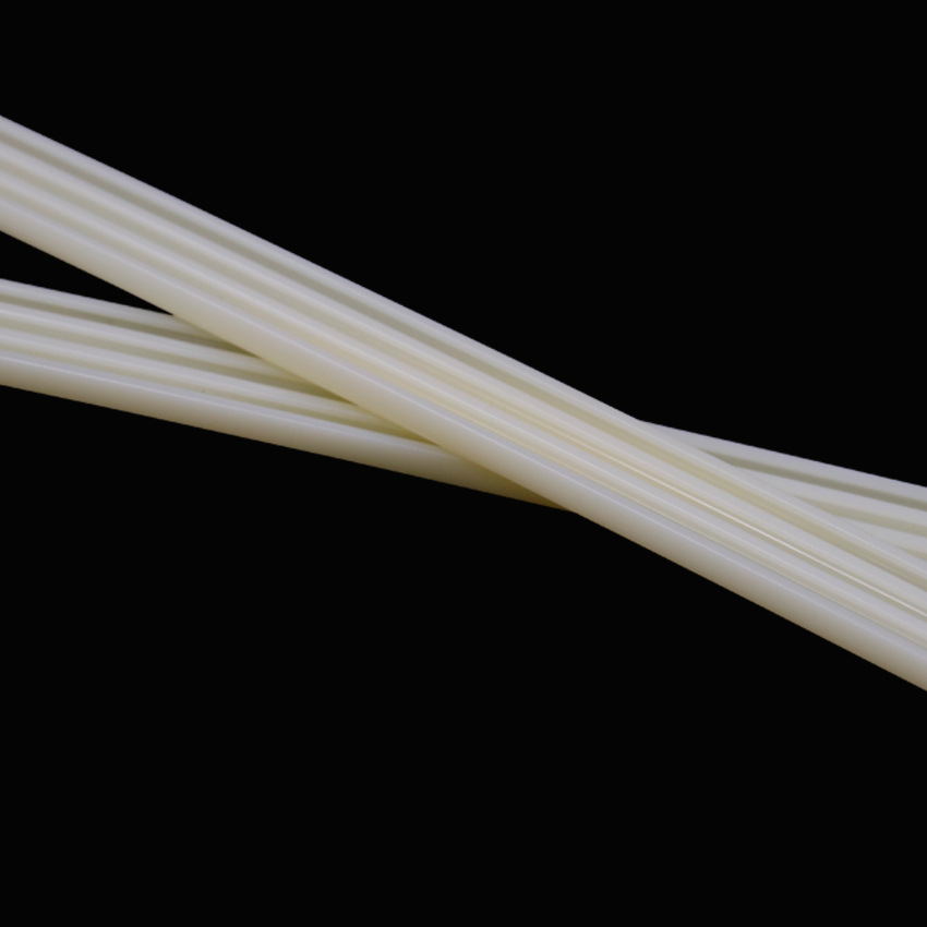 Venta directa de fábrica de perfiles de plástico extruido, conductos de cable de PVC de tres líneas resistentes al desgaste, ranuras para cables de latón, con dibujos y muestras disponibles.