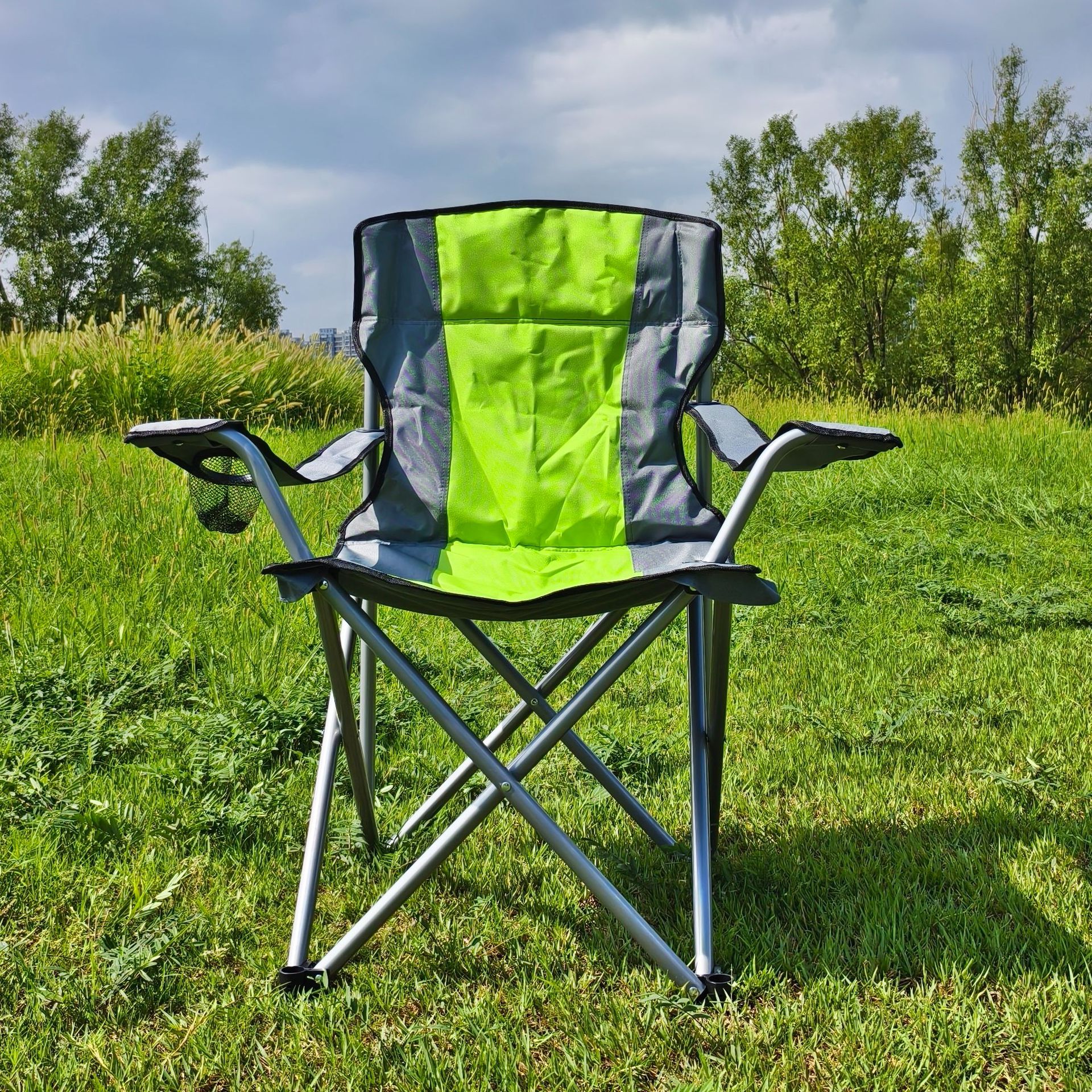 Silla al aire libre para acampar equipo de camping portátil para el hogar taburetes plegables ligeros silla de playa se puede llevar a la mano y guardar convenientemente
