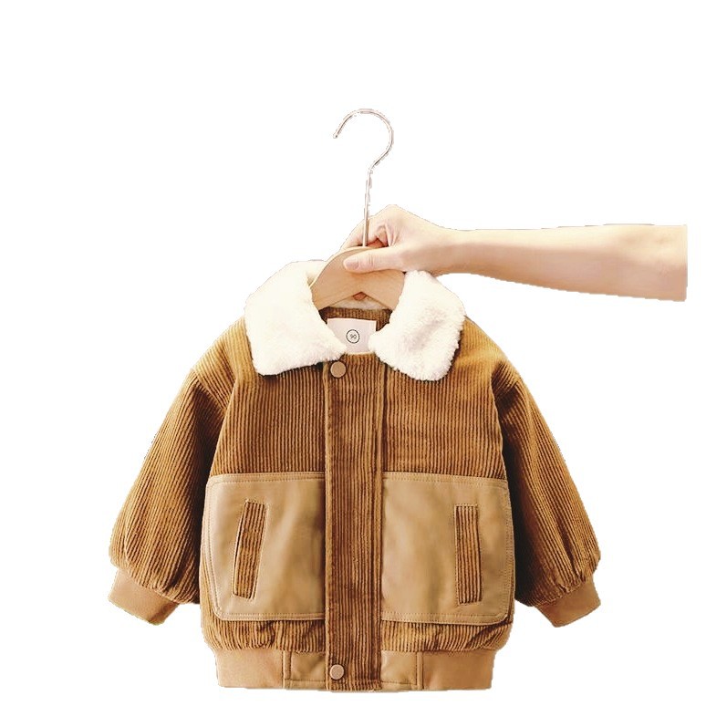 Otoño y invierno 2025 nuevo bebé cool y guapo con ropa de algodón de terciopelo para niños ropa de invierno gruesa ropa de moda extranjera chaqueta de niño