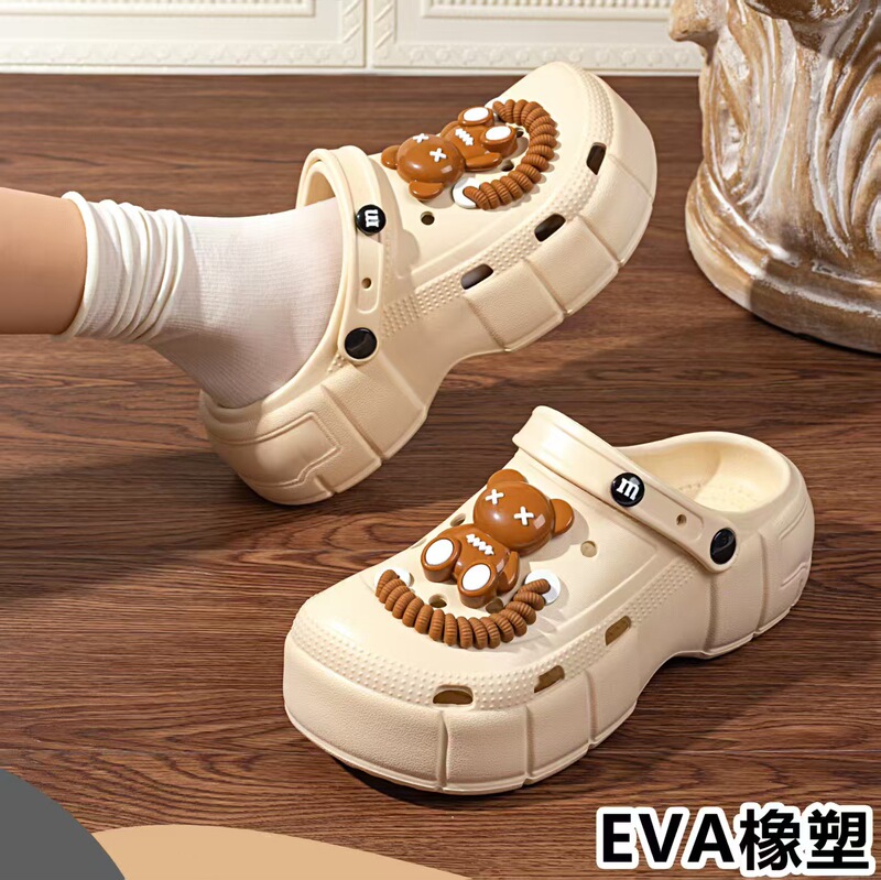 E-commerce foreign trade cute bear cartoon thick-soled hole shoes women's soft-soled non-slip baotou breathable sandals and slippers home shoes